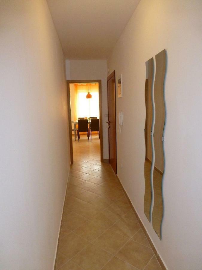 Apartments Kvesic Šilo Exterior foto